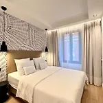 Apartment Opera Promenade 4 Renovated 3 Bedrooms Balcony Sea View Ac
