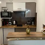 2 Pieces Apartment