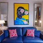 Spacious And Bright Flat Close To The : Heart Of Old Apartment *