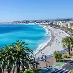 Magnificent Apartment - Carre D\'Or