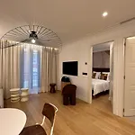Opera Promenade 2 Brand-New! 2 Rooms Next To The Sea