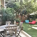 Homelivia, Luxueux Appartement Avec Jardin Prive