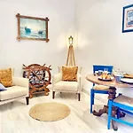 Nautical Living In The Sought-After Nice Port