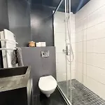 Homelivia, Vieux Nice, De Charme, Clim Balcon Apartment *