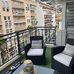 Cosy Equipe 30m2 Apartment *