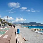 Palais Des Domes Piscine Et Parking