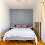 Eat - Sleep - Wander Chic And Cosy Flat