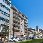 Guestready - Cosy Fifth-Floor Apartment