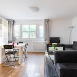 Nice Flat 5 Min Walking From The Sea