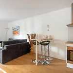 Apartment Flat 5 Min Walking From The Sea