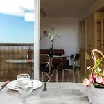 Flat Up To 5 With Terrace Nice Ouest