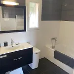 Spacieuse Nicoise Au Calme Avec Piscine