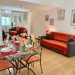 Very Cosy Flat In Heart Of Old Town Of Nice Near Beach