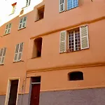 Very Cosy Flat In Heart Of Old Town Of Near Nice