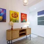 Superb 2P Of Standing, All Comfort, Perfect Locati