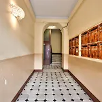 Very Nice 2P With All Comfort, City Center Ac/Wifi