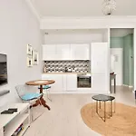 Apartment Very 2p With Comfort, Center Ac/wifi