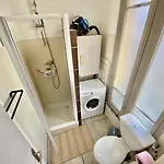 Lovely & Cozy Duplex Heart Of With Bathtub! Apartment