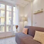 Beautiful Studio Near The Heart Of Nice