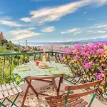 Beautiful With Panoramic View Over Holiday home *