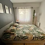 6 Pers Port De Nice, Et Vieux-nice A Pied Apartment