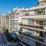 Sunny And Modern Baquis Flat