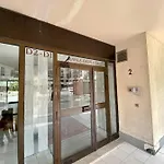 6 Pers Port De Nice, Et Vieux-nice A Pied Apartment