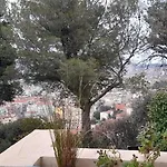 Homestay D Avec Clim Terrasse Et Petit Dejeuner Hauteurs De