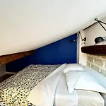 Riviera: Luminous Duplex With Panoramic View Apartment Nice