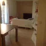Zona Porto A 10 Mn A Piedi Dal Mare Apartment