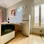Lovely & Sunny Loft Heart Of Nice With A/C!