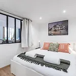 Apartment Spacious 2 Bdr Old Town Heart
