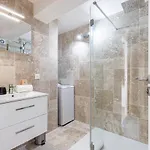 Spacious 2 Bdr Old Town Heart Apartment Nice