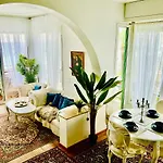 Endless Stunning Mediterranean Sea Views Promenade Des Nice