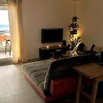 Superbe 3 Pieces Vue Mer A 2 Mn De La Plage, Terrasse, Piscine Et Parking Prive !