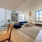 Nestor&Jeeves - Nice To Meet You - Central - Top Floor