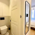 Opera Promenade 4 Renovated 3 Bedrooms Balcony Sea View Ac Apartment