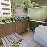 Apartment Modern And Peaceful Flat With Terrace And Parking