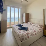Apartment Sea View 4 Pers Wifi Ac *