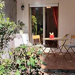 Studio With Garden In The Heart Of Nice