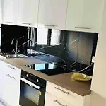 Lanterne Apartment