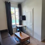 Apartment Valrose *