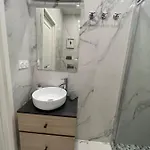 D'azur-35 Apartment