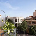 L40 2P Central 5Mins Old Town & Sea/Balcony & Ac