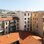 L41 Suite Paladium 8Pax 4Rooms Balcony Wifi Ac
