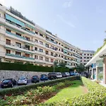 L27 2P Jasmins Sea View Parking & Ac