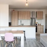 L41 Staywiz Us - Paladium 8pax 4rooms Balcony Wifi Ac Nice