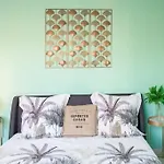 L44 1bdr Flat 10mins Walk To Port/balcon, Parking, Ac *