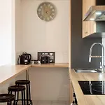 L41 Staywiz Us - Paladium 8pax 4rooms Balcony Wifi Ac Apartment