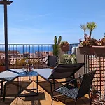 Le Château - THE MOST BEAUTIFUL SIGHT IN OLD TOWN, private terrace